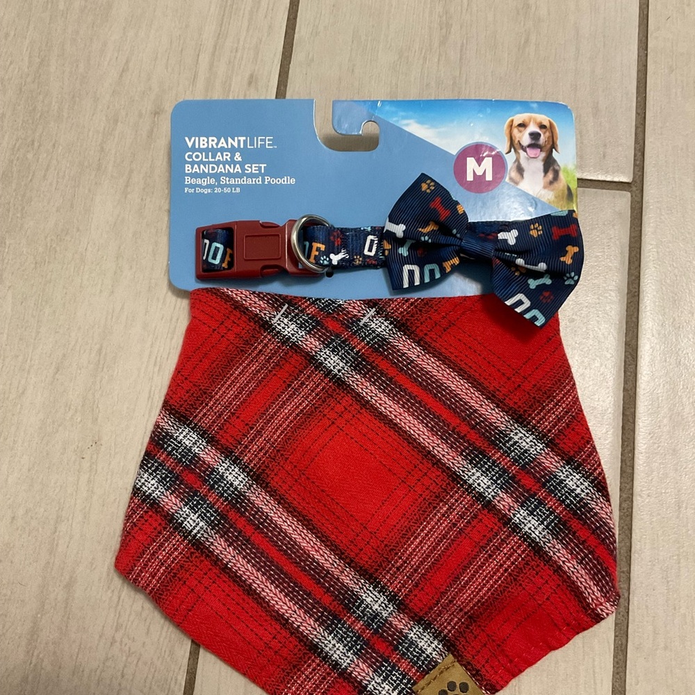 Dog collar & bandana set. For dogs. 20-50 lbs. C